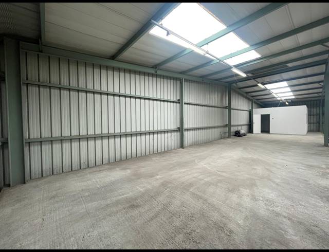 1,176M² WAREHOUSE TO LET IN RANDJESPARK